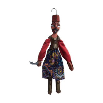 Marionnette asiatique, bois et laiton