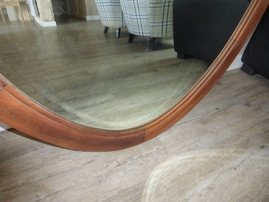 Beveled mirror oval 164x102cm