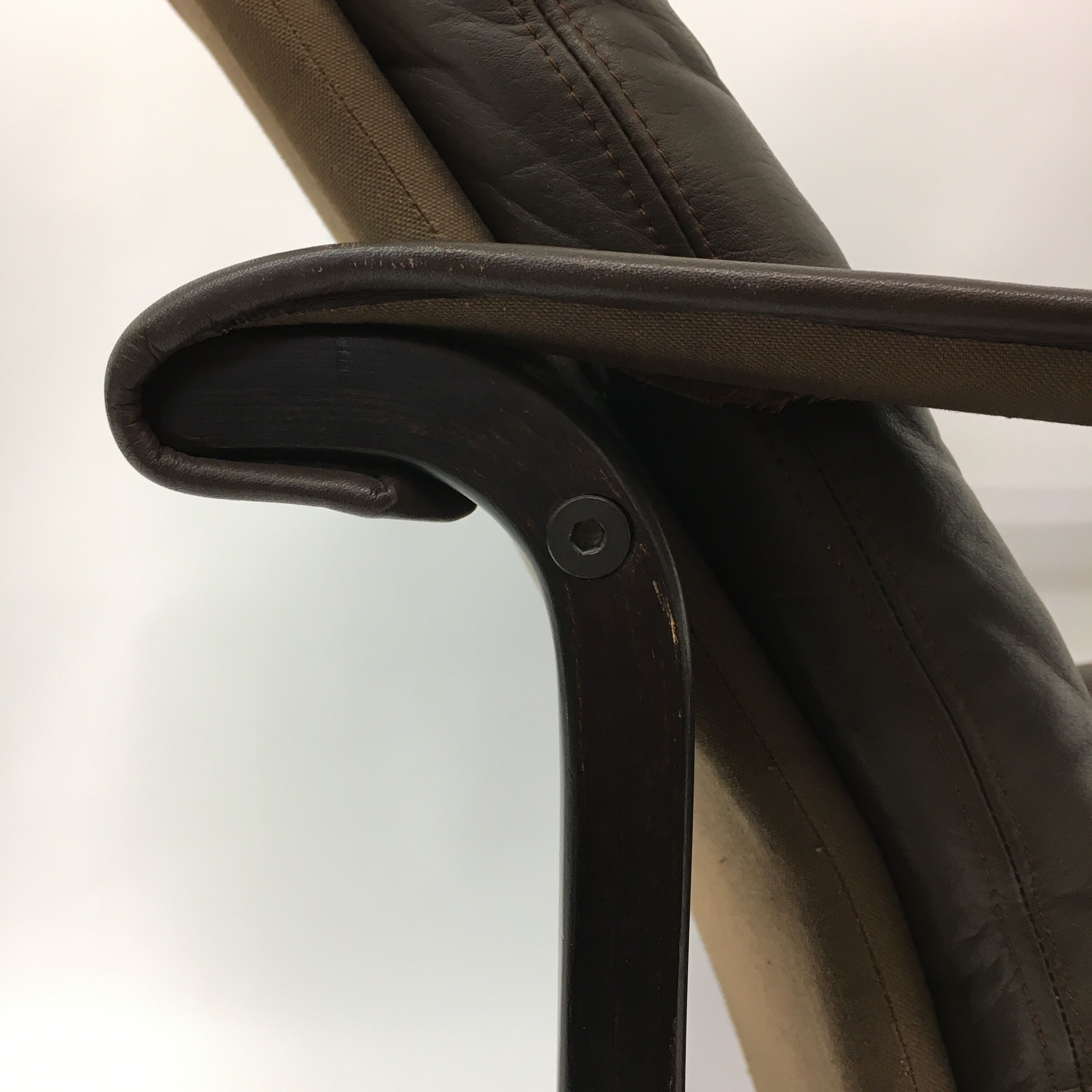 Mid-century safari lounge chair design by Oy Bj Dahlqvist ab, Finland, 1970s