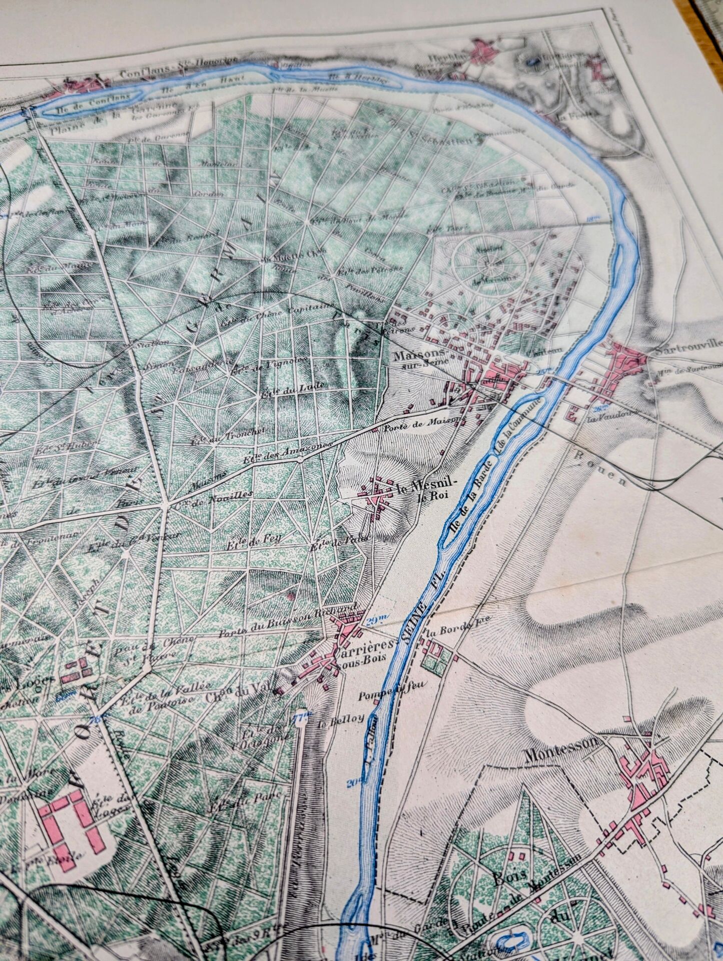 Saint-Germain-en-Laye, printed map from 1883.
