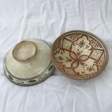 Pair of bowls with Maghreb decorations