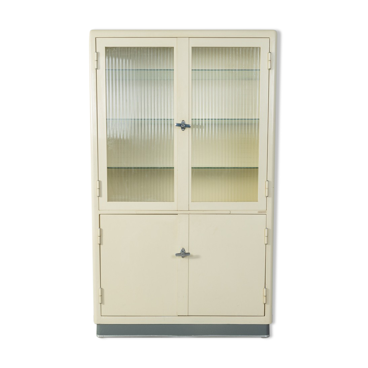 Armoire à pharmacie des années 1950 , Maquet