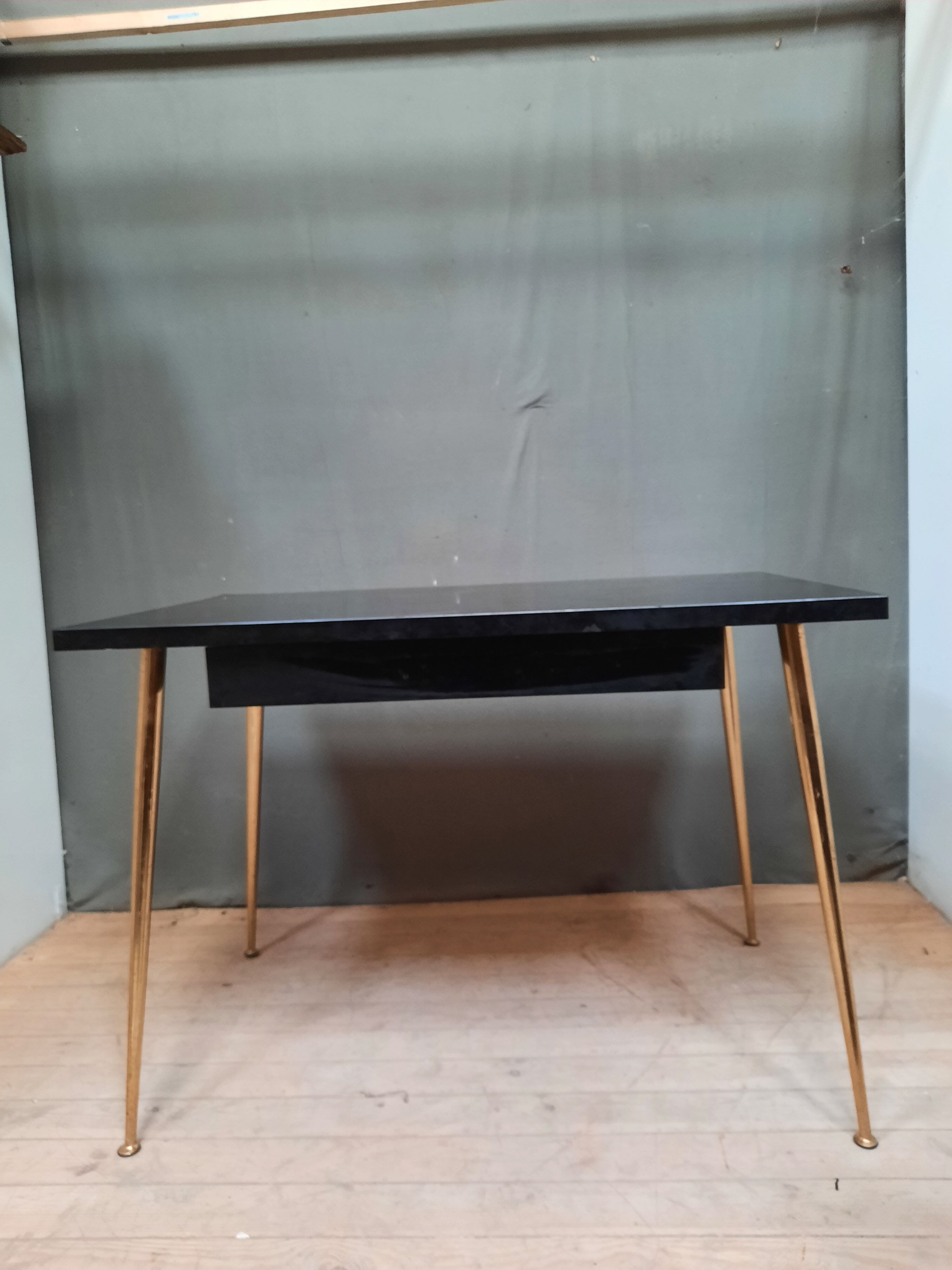 Table vintage pieds compas