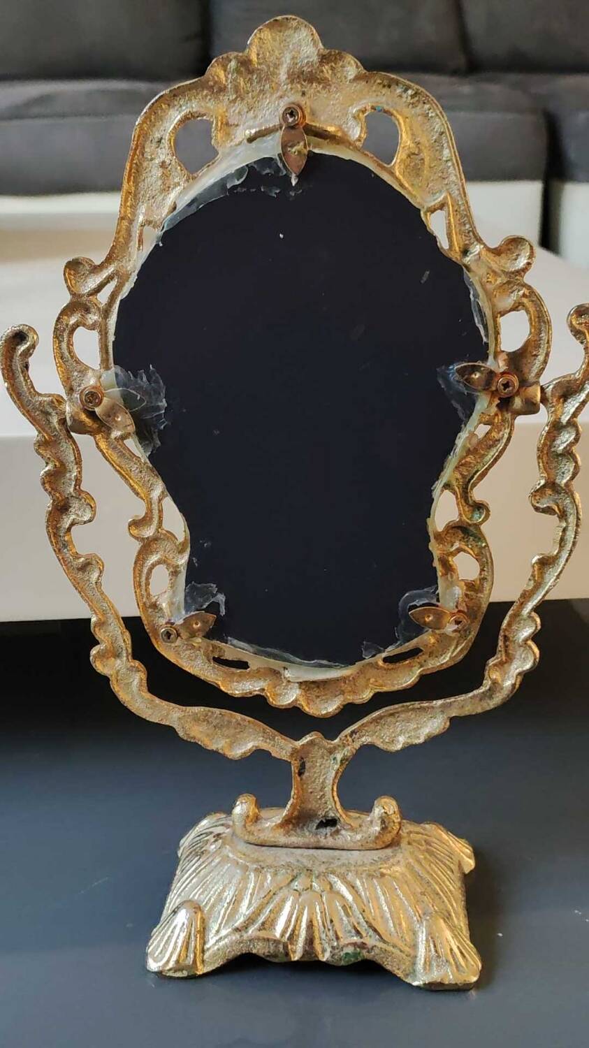 Pivoting Psyche Makeup Mirror. Baroque/Rocaille Style. Bronze. Dim 31 x 20 cm