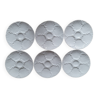 Set of 6 white oyster plates