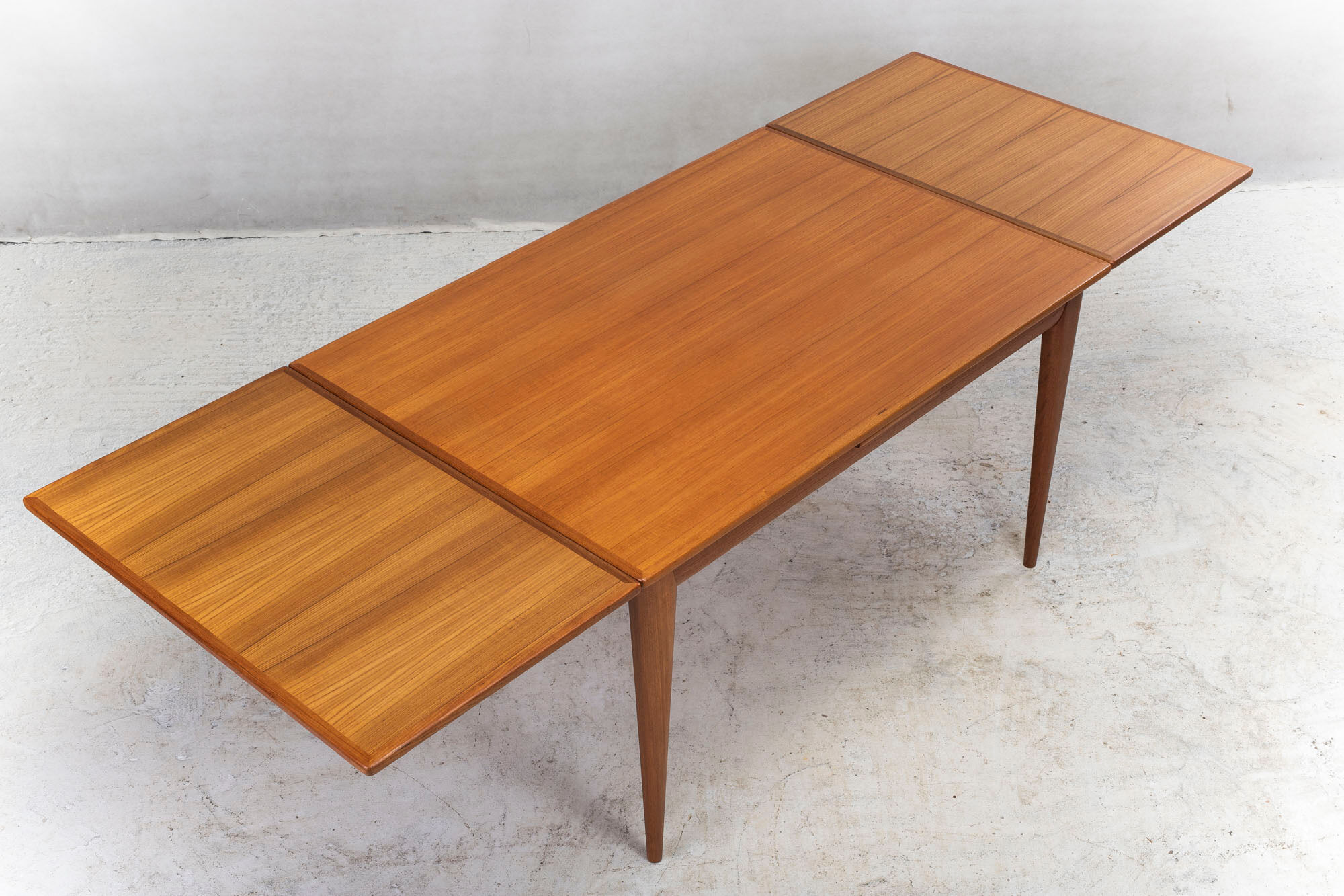 Danish extendable table teak No. 254 by Niels Otto Møller for JL Møllers, 1960s