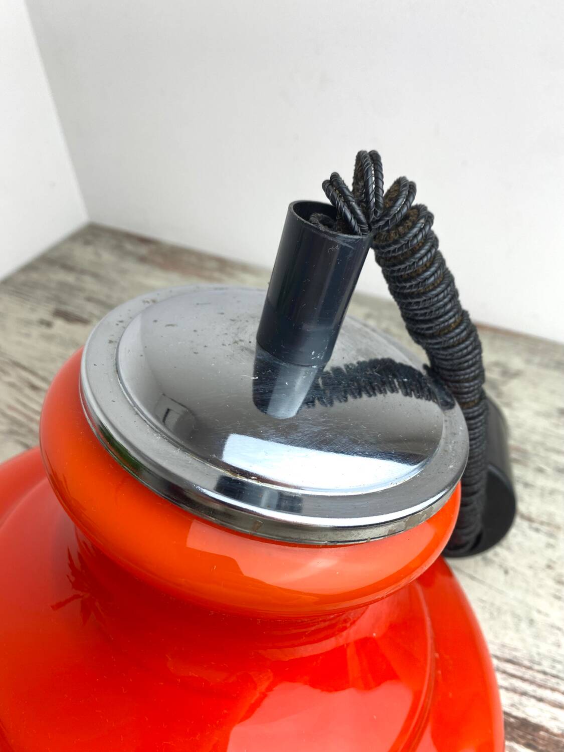 Orange opaline suspension