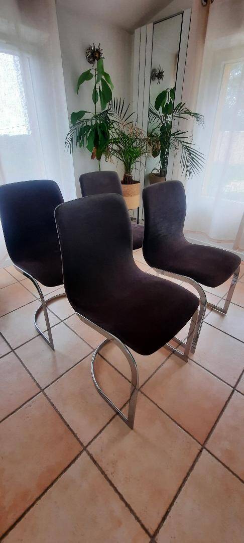 4 Italian chairs, 1970