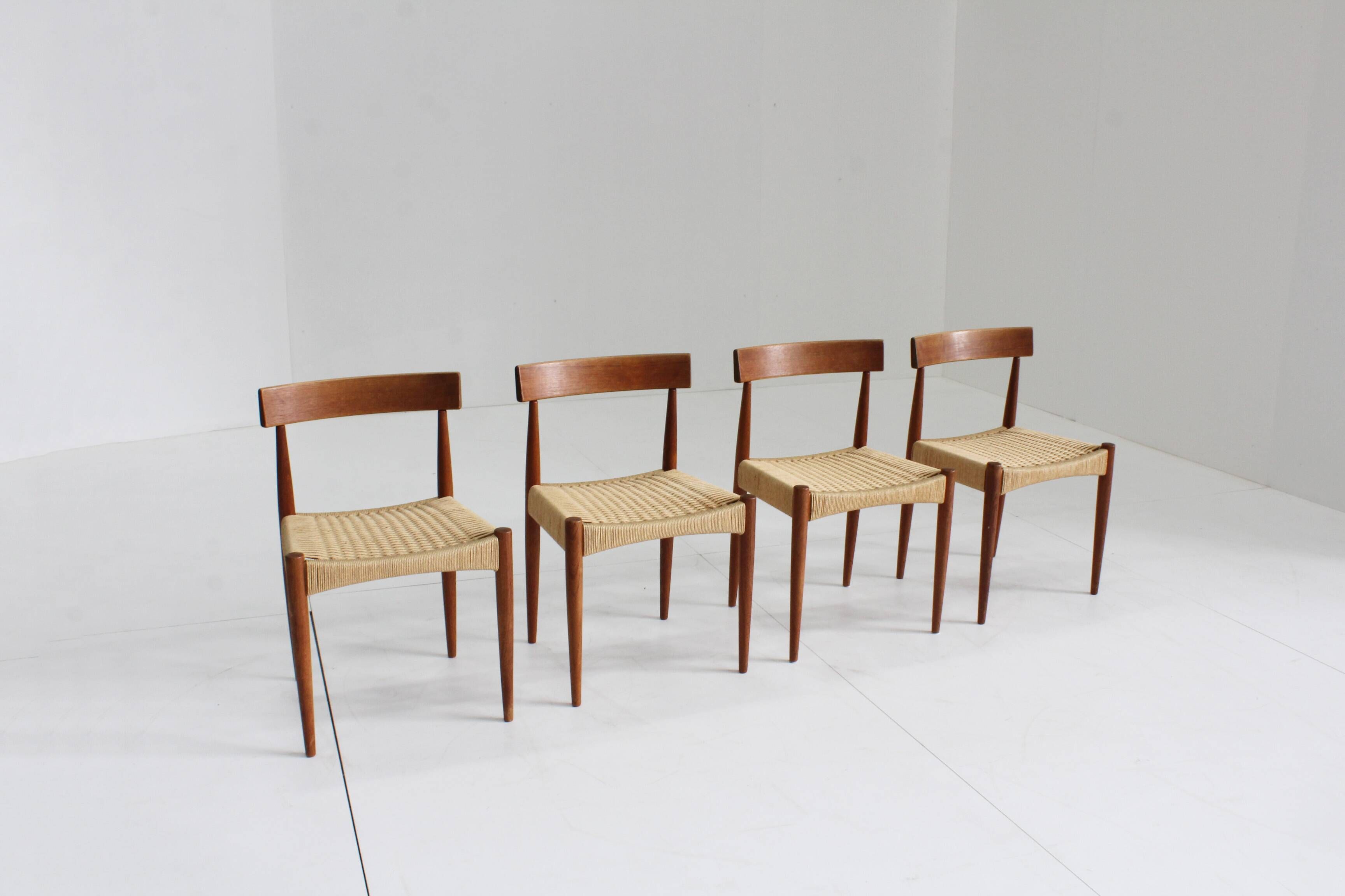 Set of 4 Paper Cord Danish Dining Chairs by Arne Hovmand-Olsen for Mogens Kold