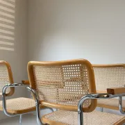 Quatre chaises Cesca vintage