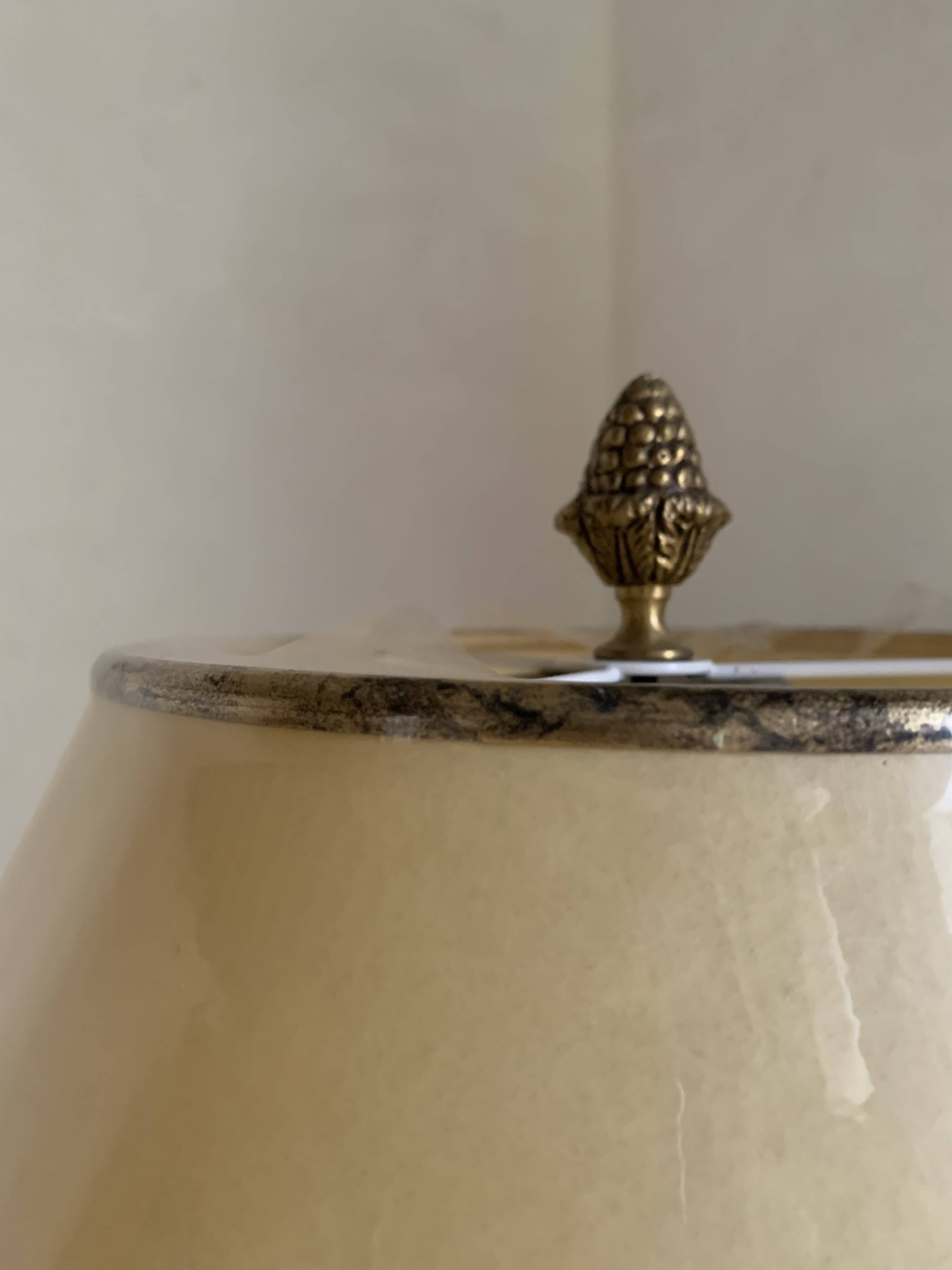 Bronze pineapple lamp