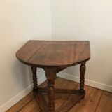 Dutch walnut console 17th