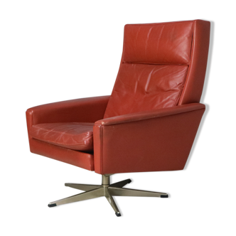 1970’s Danish mid century leather swivel lounge chair