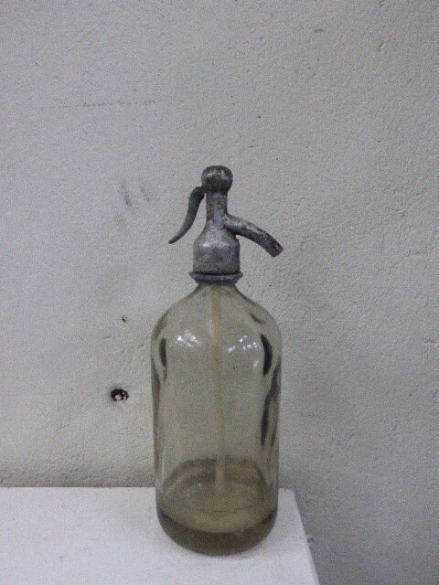 Siphon in very thick glass
