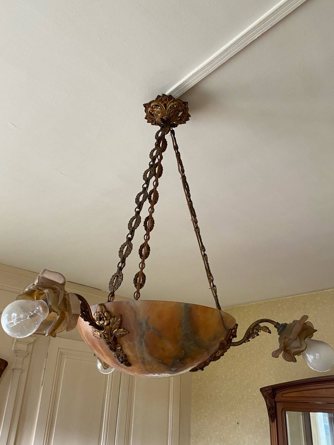 Art deco alabaster pendant light