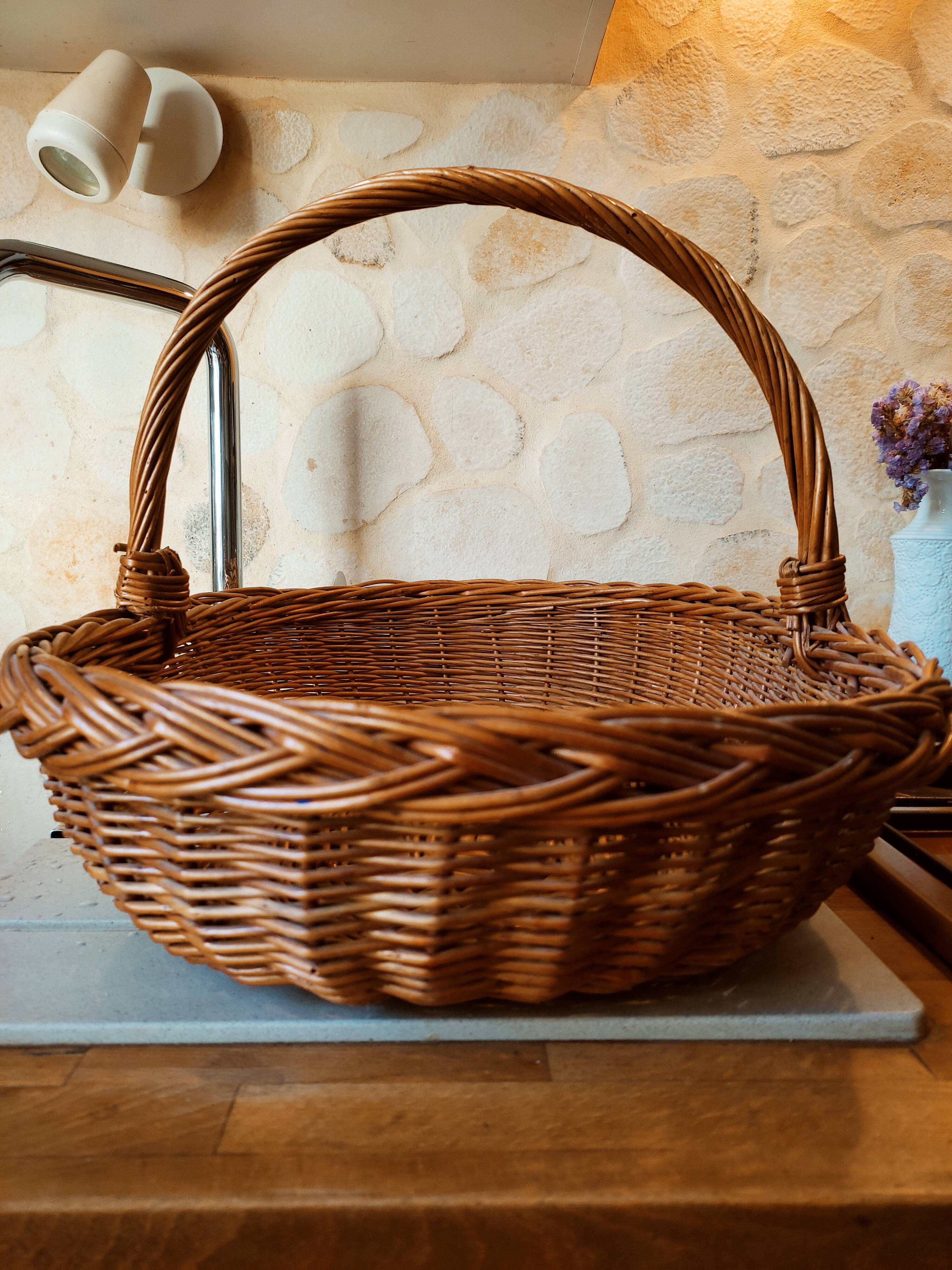 Wicker picking basket
