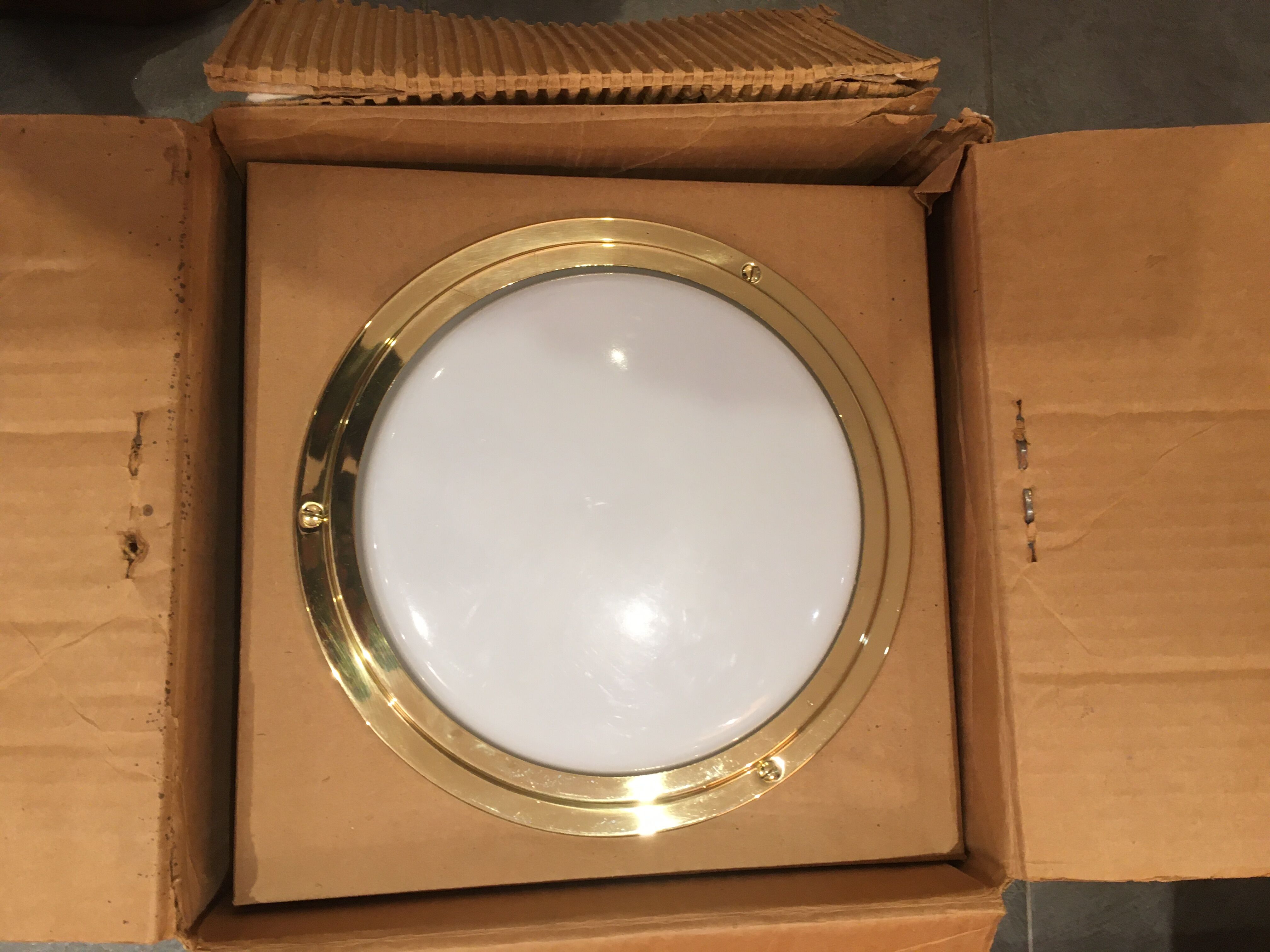 Ceiling louis Poulsen