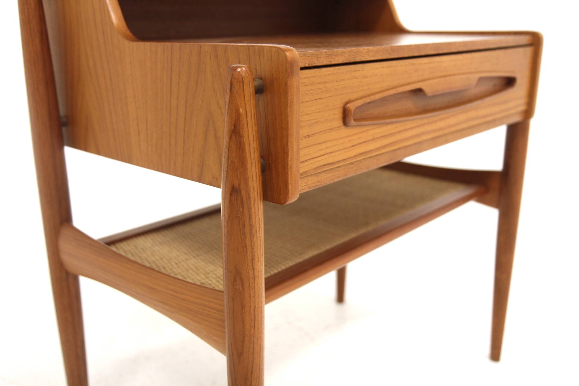 Set of 2 Scandinavian teak bedside tables, Sävjö, Sweden, 1950.