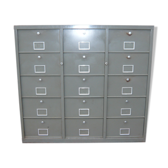 Furniture industrial clamshell