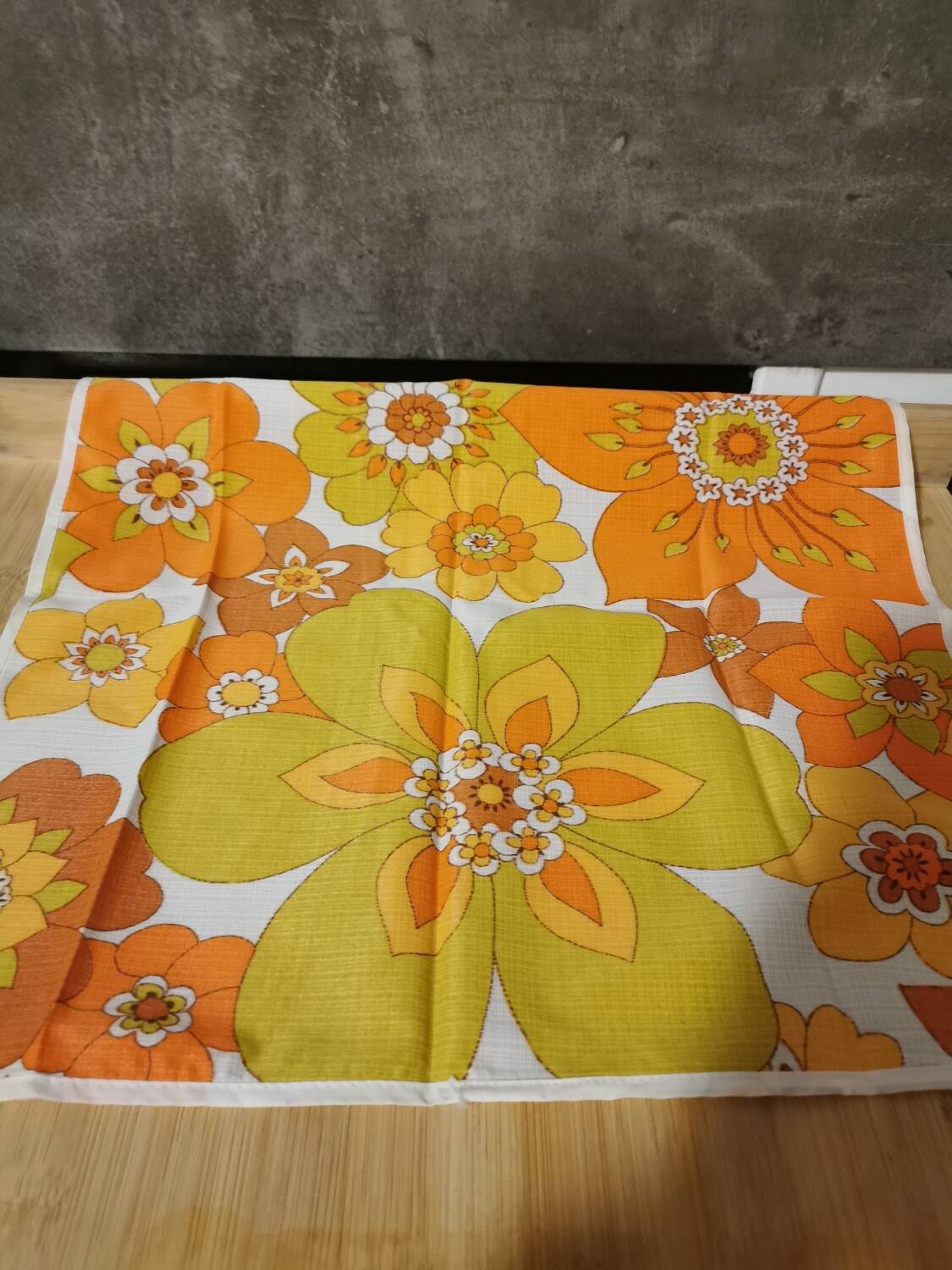 Set of vintage floral napkins