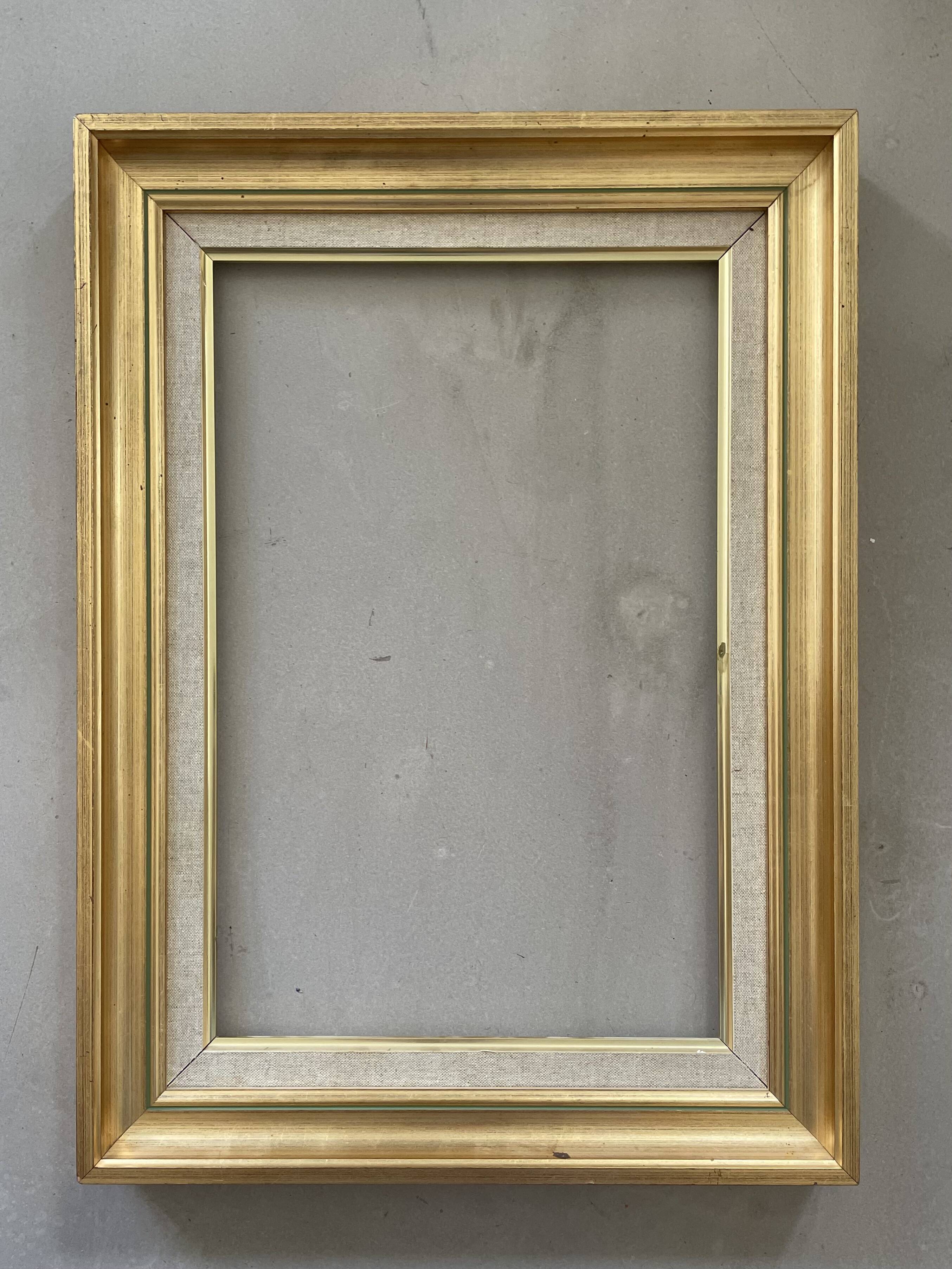 Cadre en bois doré