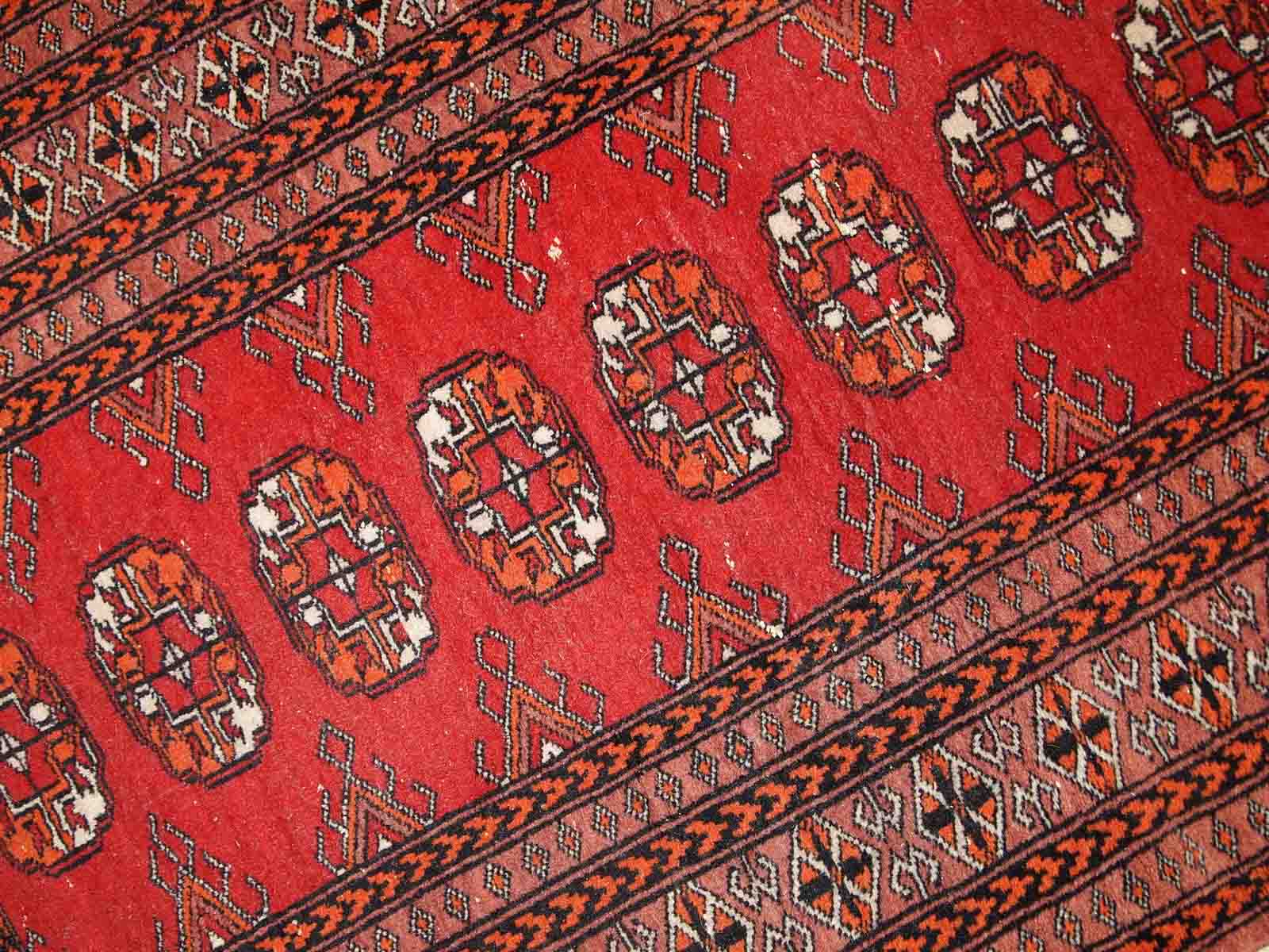 Vintage Pakistani carpet Lahore handmade 80cm x 130cm 1960s, 1C720