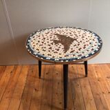 Table ronde en mosaïque