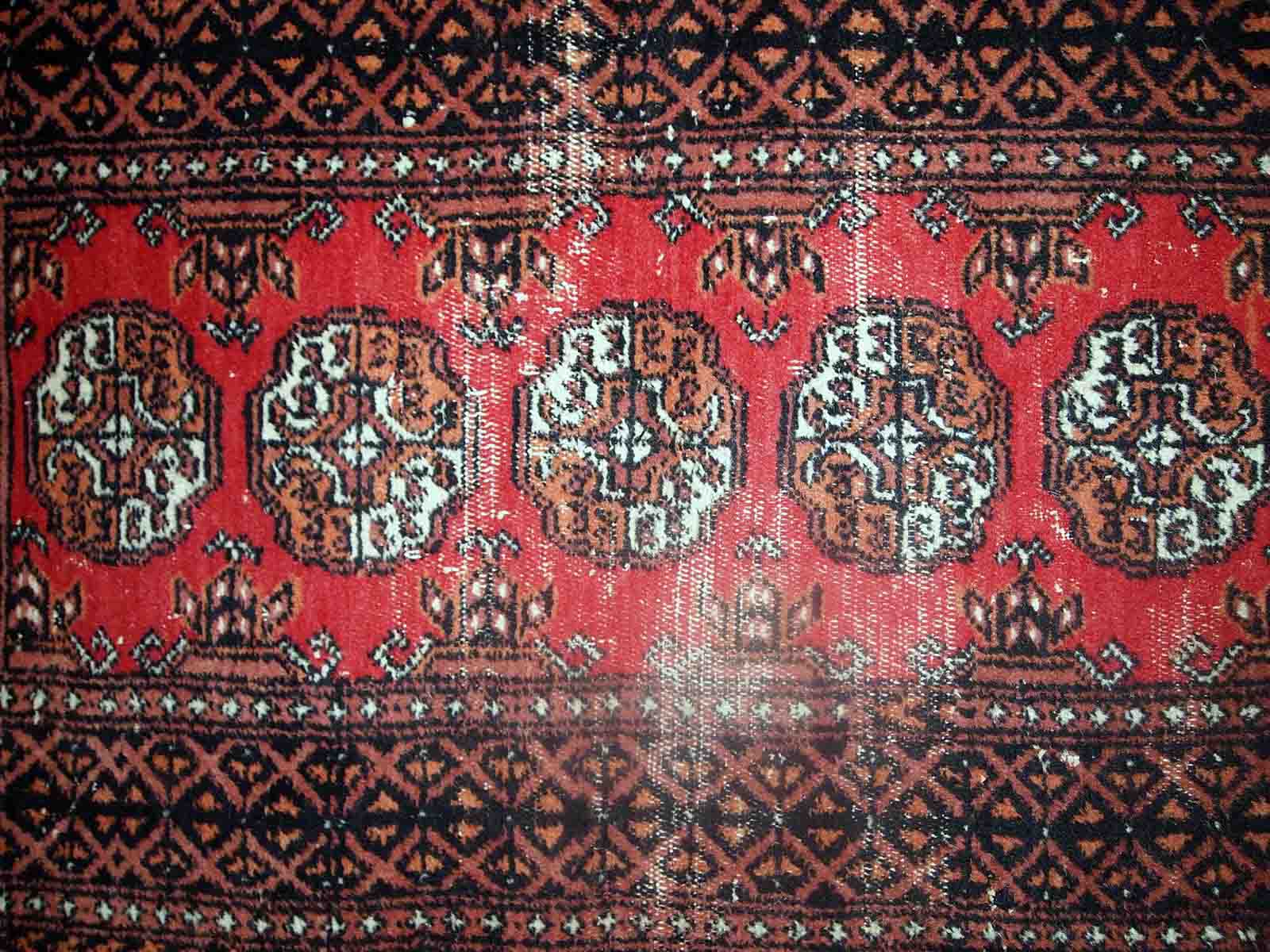 Vintage pakistani carpet lahore handmade 75cm x 119cm 1960s, 1c627