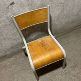 Chaise d’écolier vintage