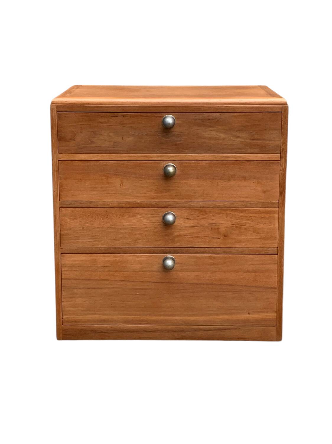 Vintage chest of drawers in solid raw wood from 1950