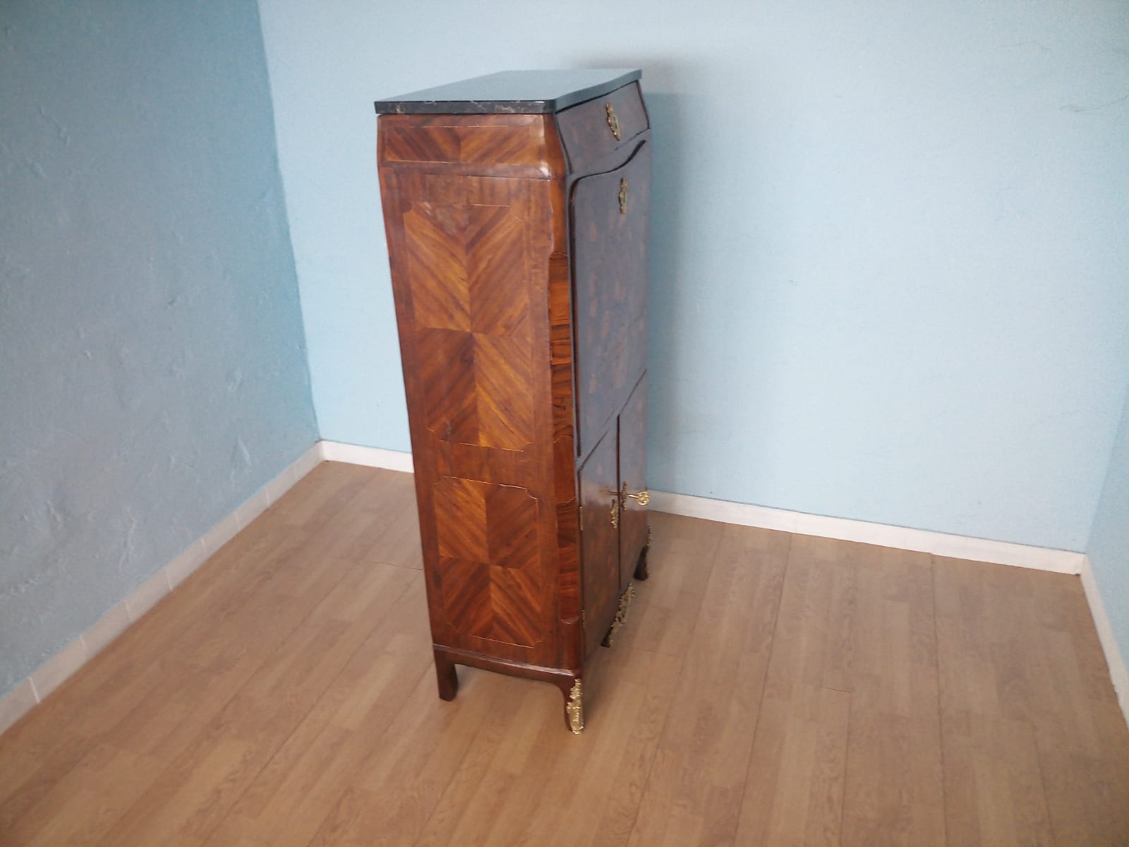 Secrétaire français Louis XV