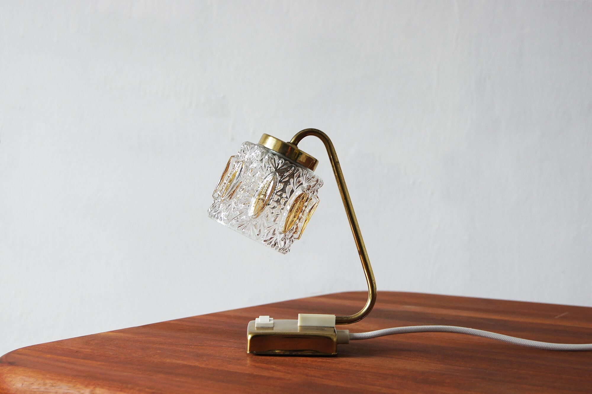 Mid-century gold table lamp, 1950s