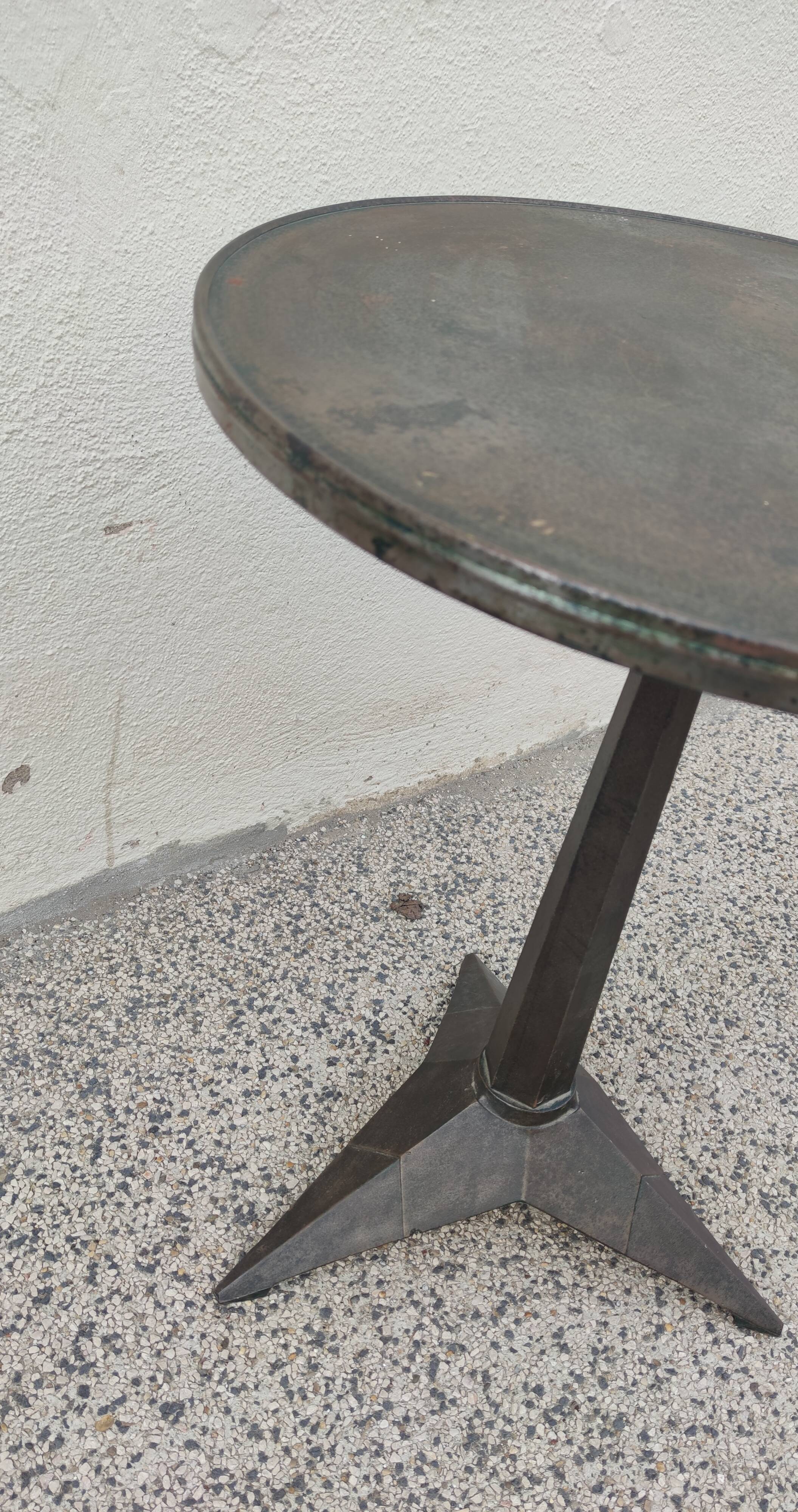 Art Deco pedestal table