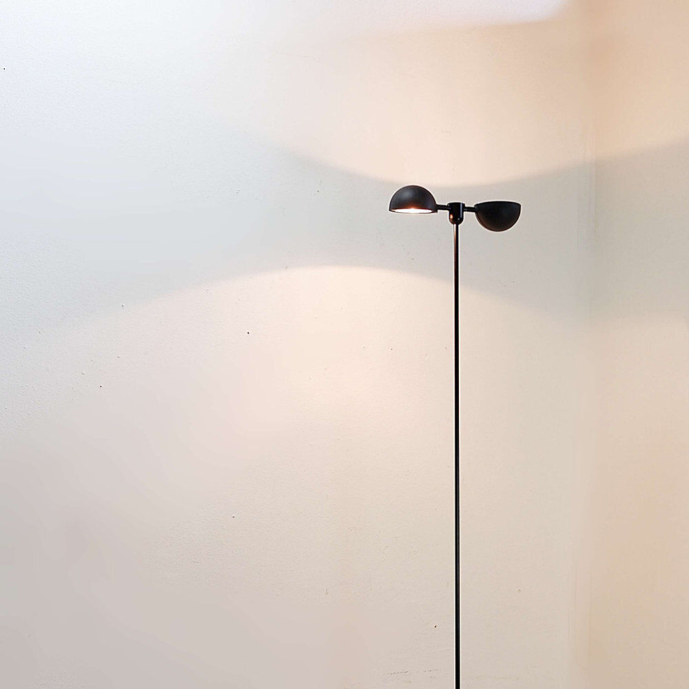 Italian floor lamp from the late 1980s.