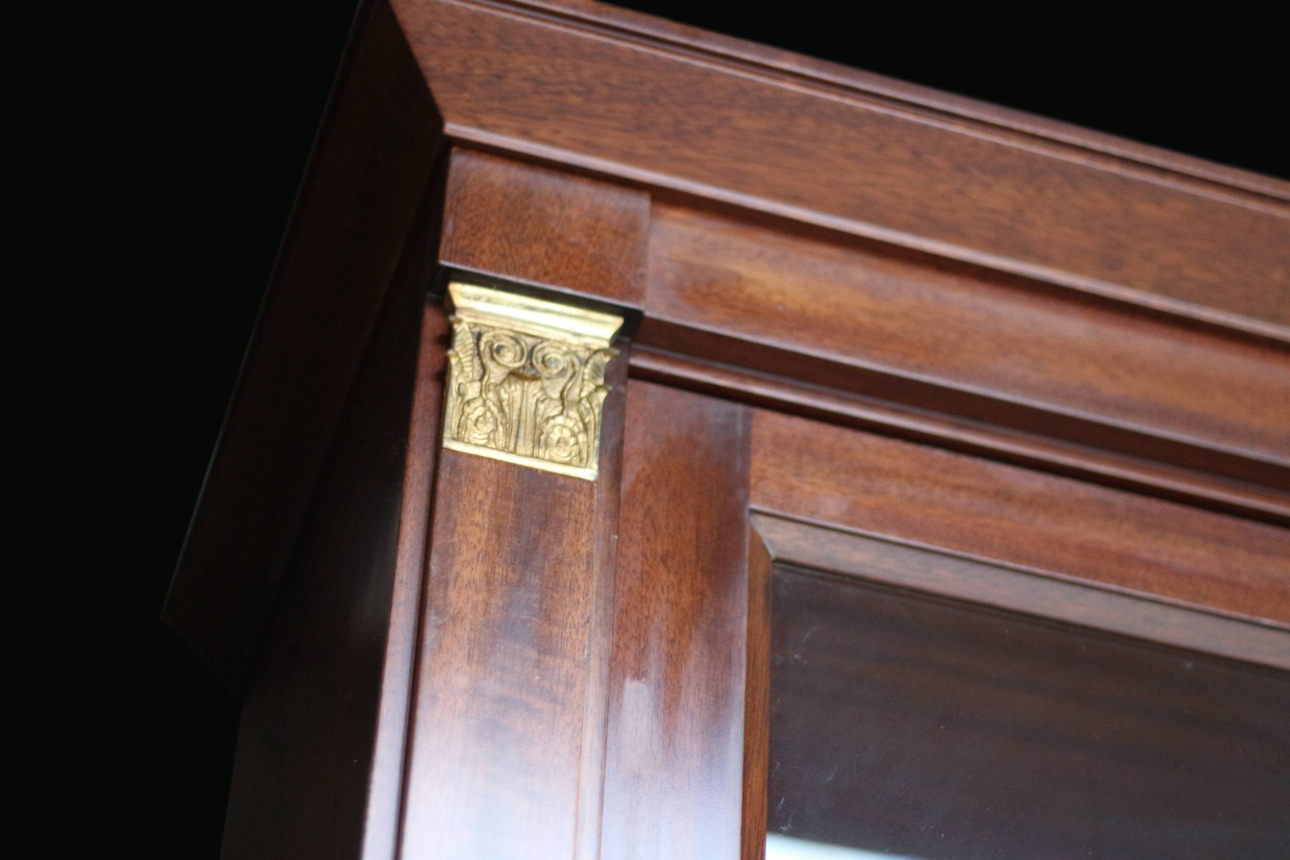 Mahogany veneer library, coming from Matignon