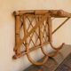 Porte-manteau mural vintage en rotin