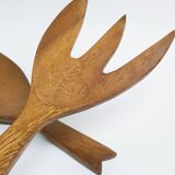 Couverts à sculpté salades à la main du milieu du siècle