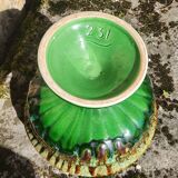 Coupe en faïence forme Médicis vert flammé