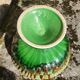 Coupe en faïence forme Médicis vert flammé