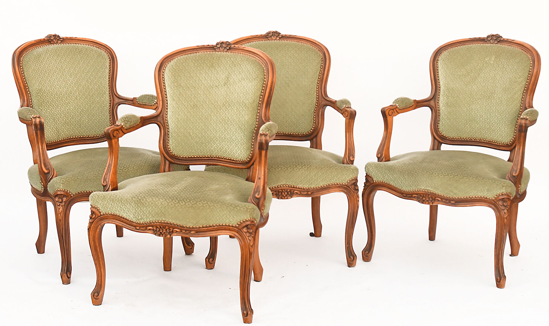 4 fauteuils de style louis xv