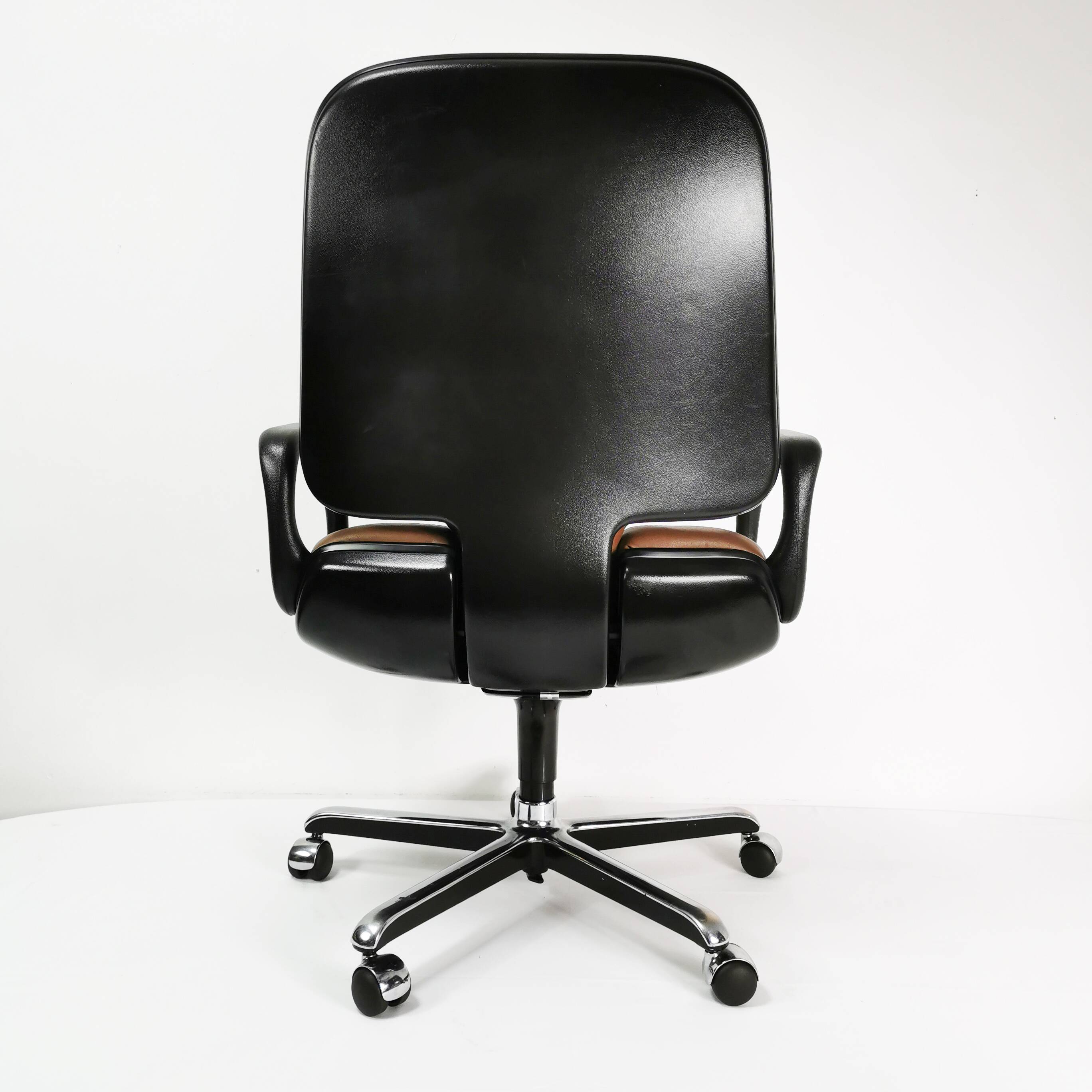 Leather desk chair, Vitra, designed by Wolfgang Mueller, 1970s.