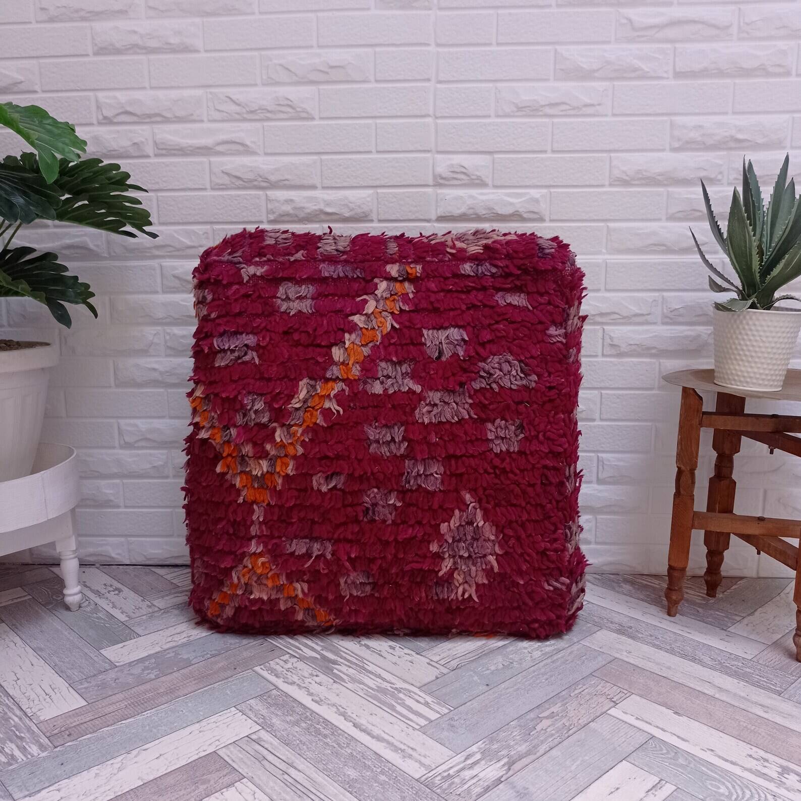 Handmade Berber pouf in wool 60 X 60 X 20 CM