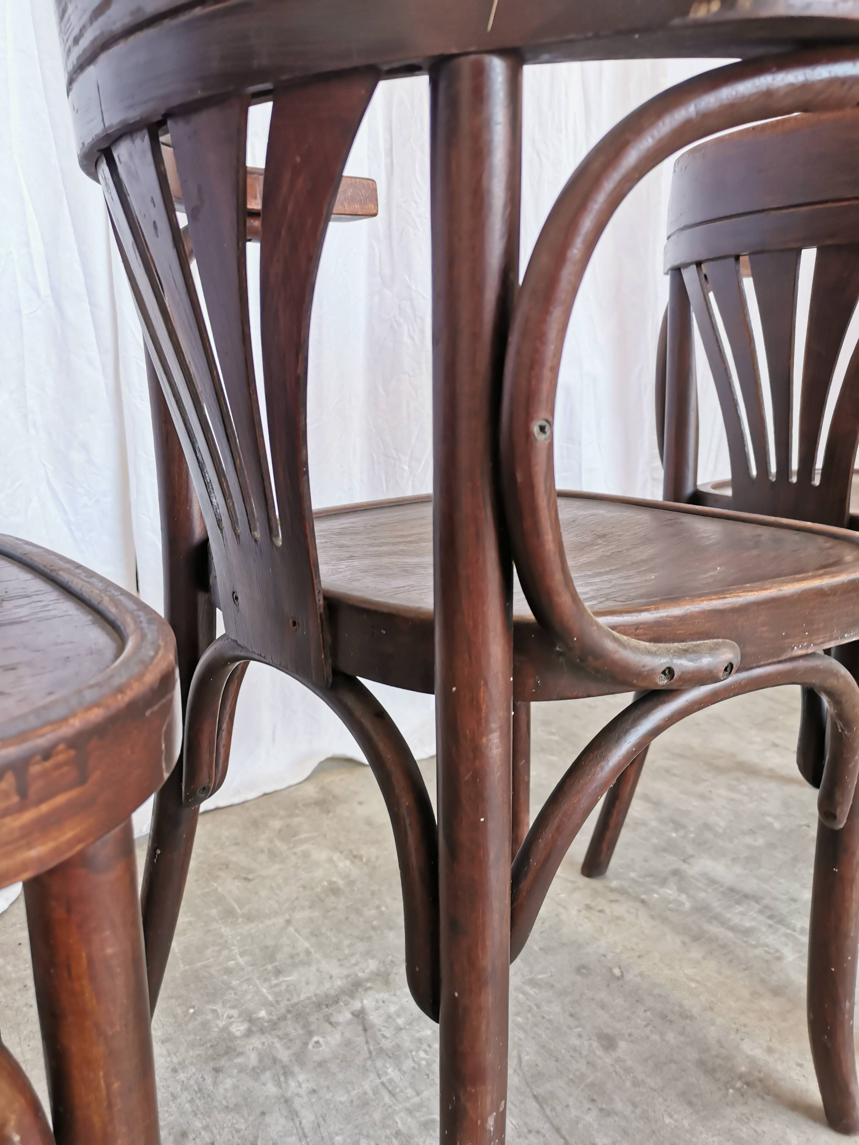 Set of 4 Vintage Bentwood Dining Chair: Mid-Century Thonet Style Armchair