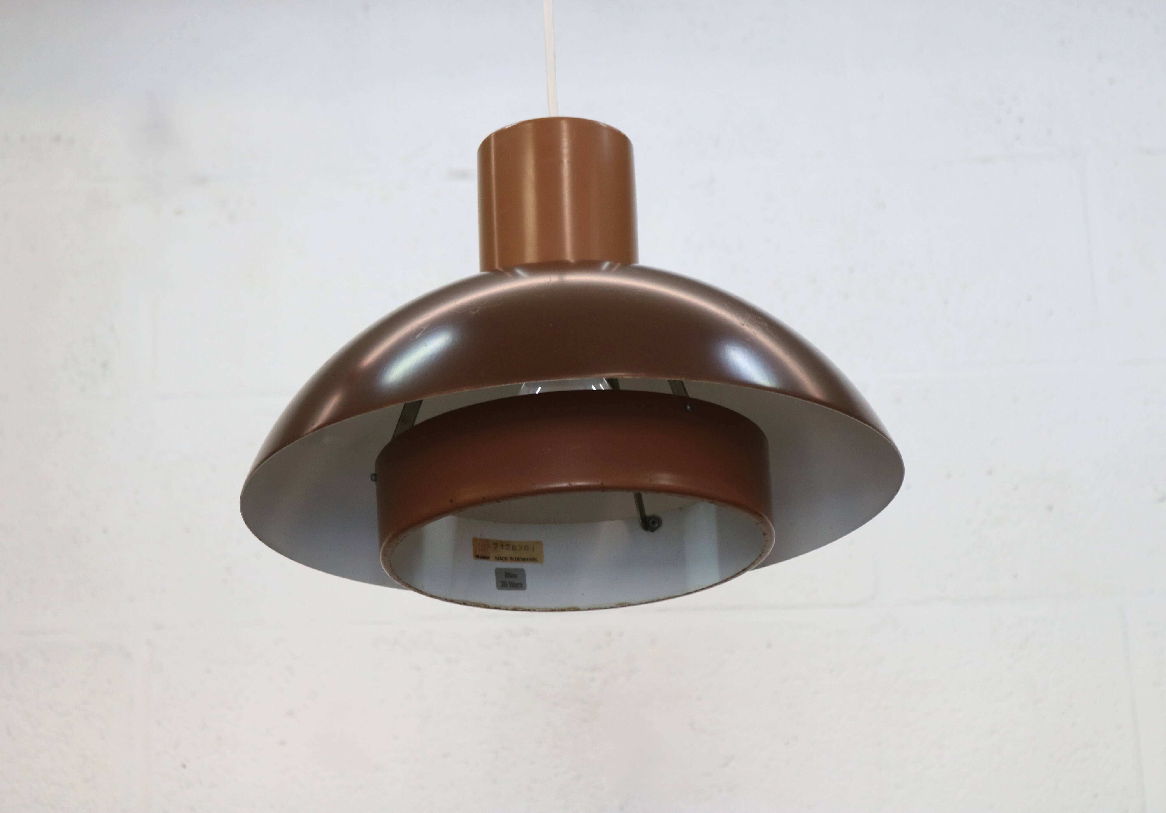 Suspension Lakaj Jo Hammerborg : Suspension moderne danoise, Fog & Morup, années 1970