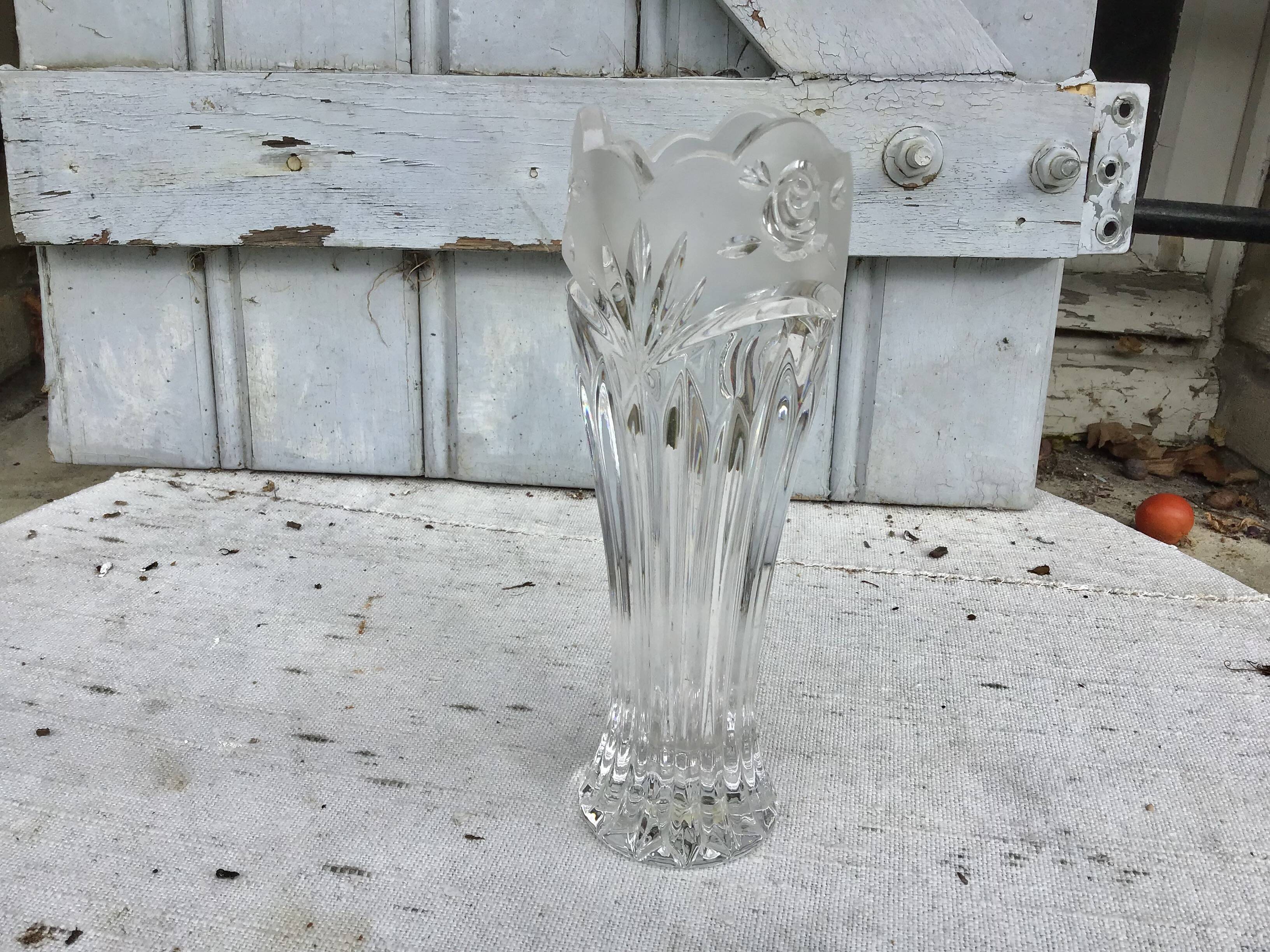 Pretty CRYSTAL floral vase from veissiere in BACCARAT