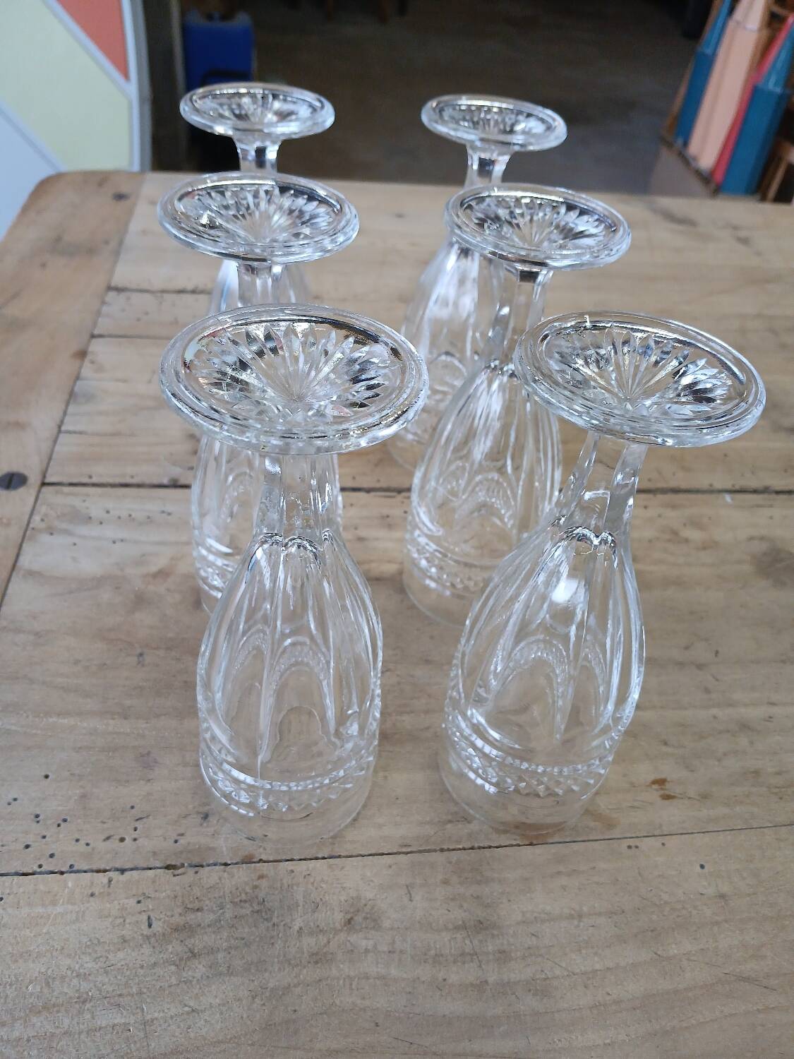 6 flutes in thick chiseled glass