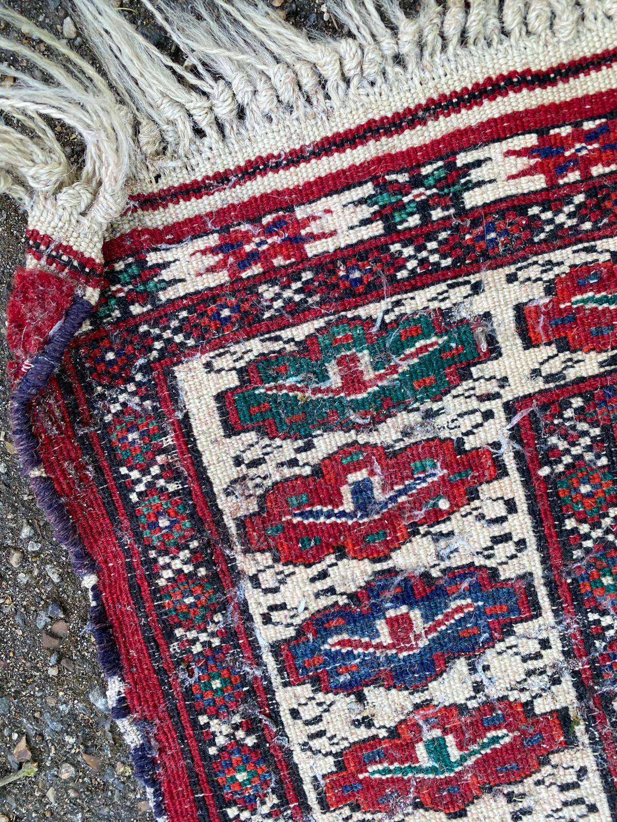 Burgundy Afghan wool Persian rug 95x125cm