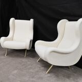 Paire de fauteuils bouclette blancs