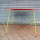 Lot de 4 chaise et une table vintage , années 70