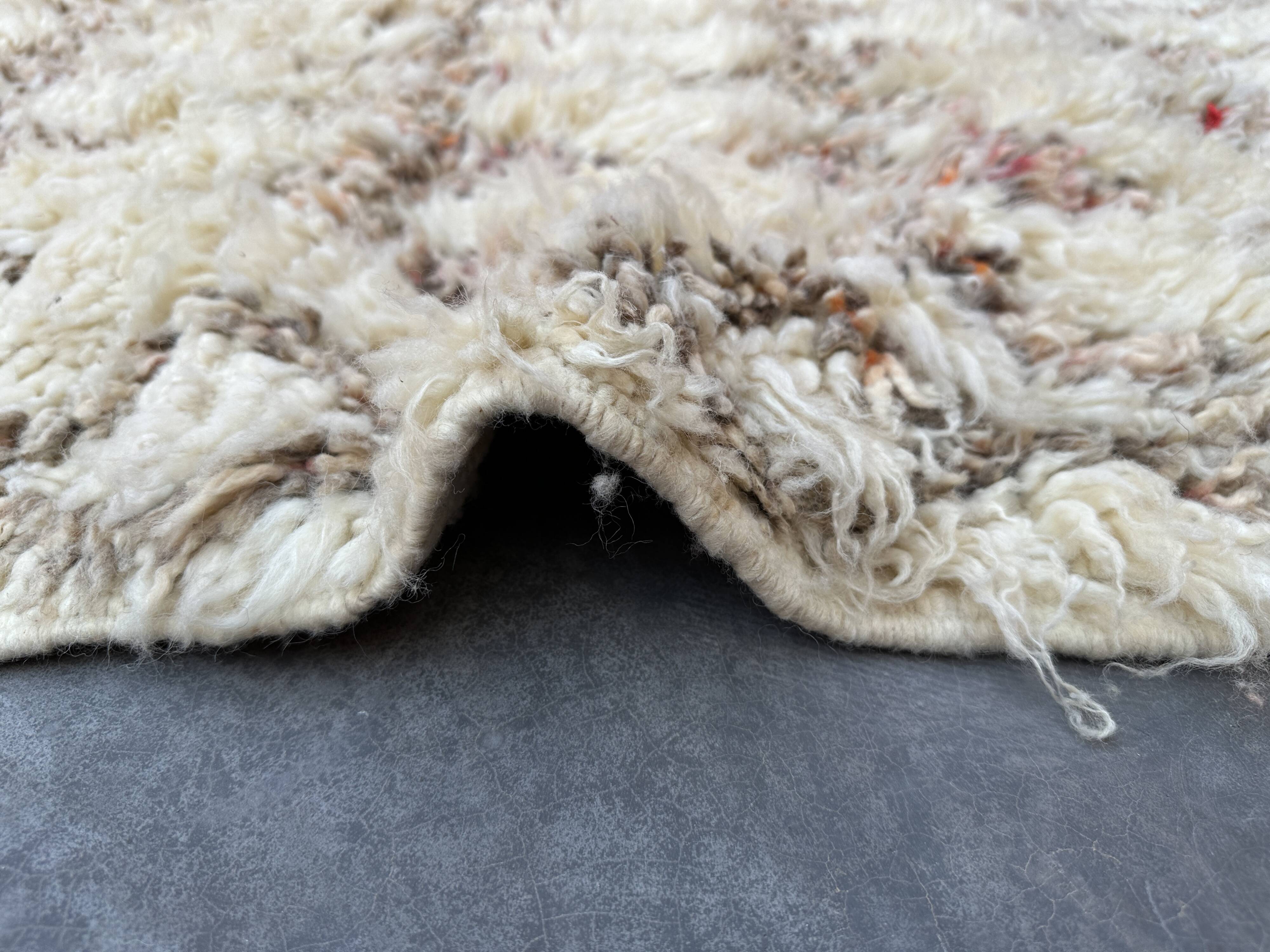 White Marmoucha Moroccan rug - 194 x 347 cm